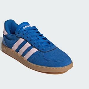 Adidas Cloudfoam Blue Sneakers with Pink Accents